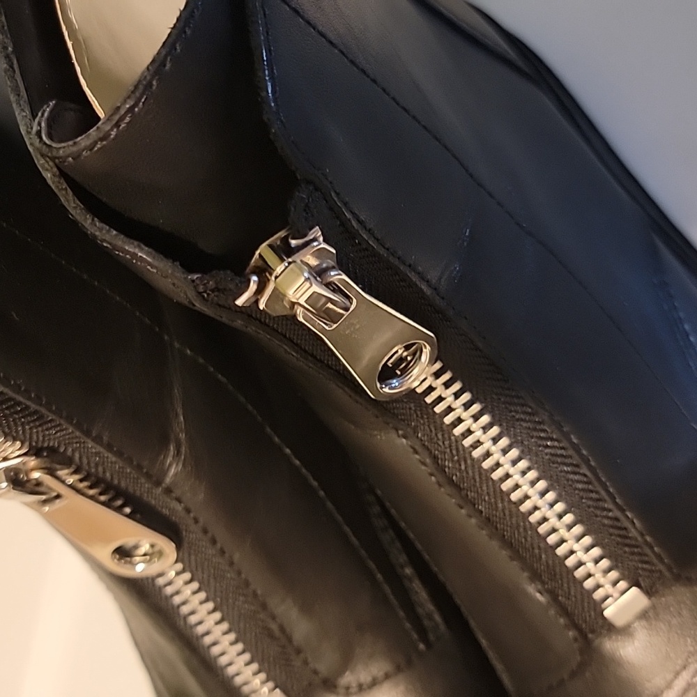 Steven Madden Black leather boots size 9,5 - Picture 4 of 4